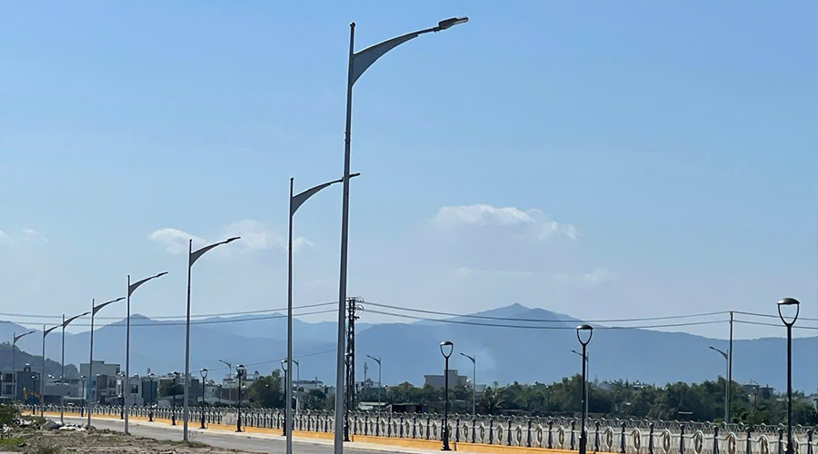 LAMPU JALAN LED MINI ATLANTIC dipasang di Vietnam