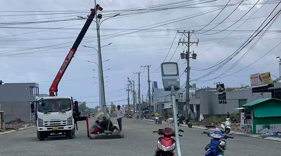 Projek lampu jalan PACIFIC MINI 100w di VIETNAM